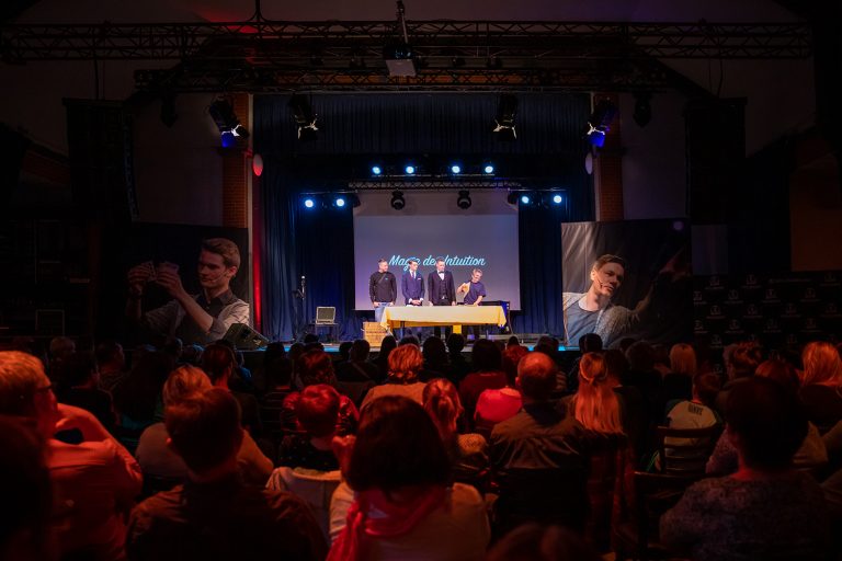 Magie der Intuition in der Landskron Brauerei in Görlitz am 21.10.2018. Aufgenommen von Robert Michalk