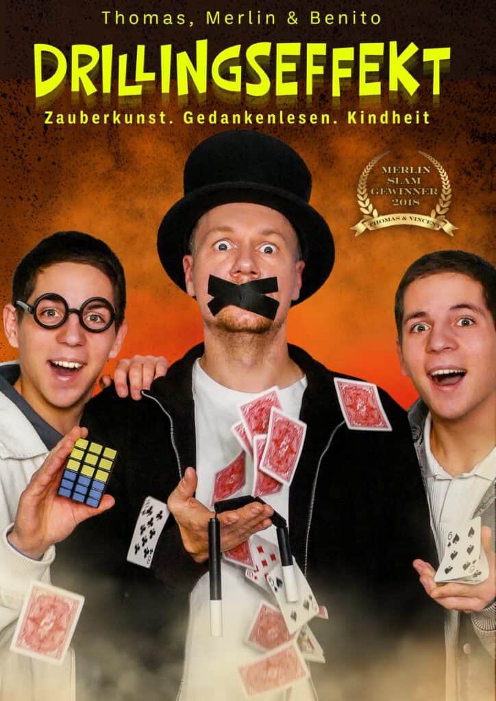 Drillingseffekt. Zauberkunst. Gedankenlesen. Kindheit. Abendfüllende Show von Thomas Majka, Merlin & Benito über das Thema Kindheit