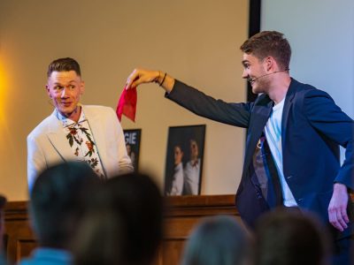 Zauberer & Mentalist für Events, die im Kopf bleiben