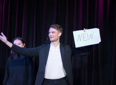 Zauberer Firmenfeier Vincent Frommer Mentalist auf einer Firmenfeier